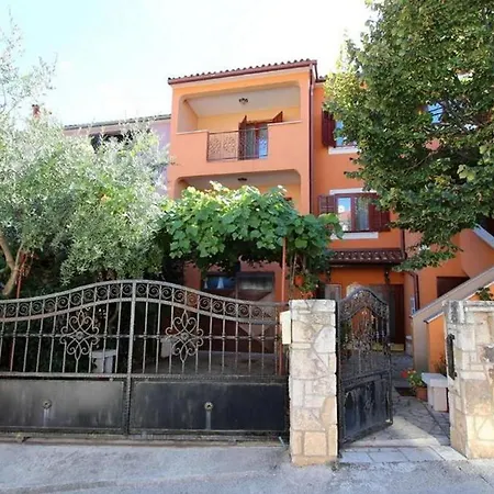 Apartment With Wifi - 23235